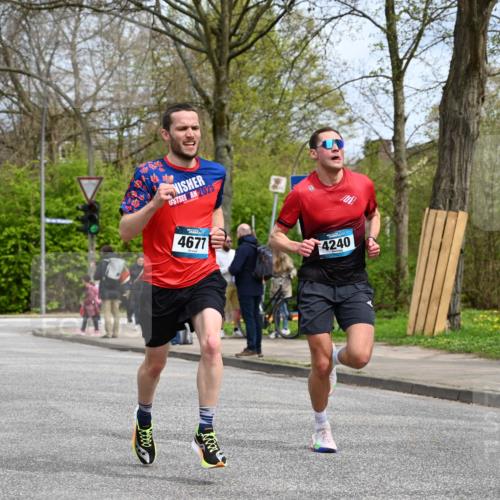 12.04.2026 - 45. Internationalen Wilhelmsburger Insellauf J. Mangold http://msf.ph/oto/9507757 12.04.2026 12:48:32 Ziel 3159, 4677, 4240, 4893, 3947, 5648, 4876, 2378, 5625 meine-sportfotos.de