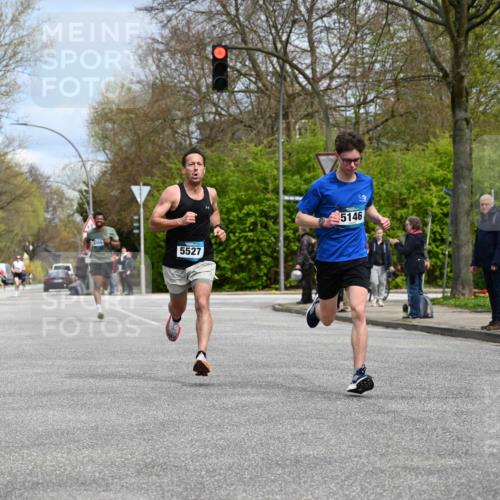 12.04.2026 - 45. Internationalen Wilhelmsburger Insellauf J. Mangold http://msf.ph/oto/9507902 12.04.2026 12:49:53 Ziel 5527, 4505, 5146, 5280, 5483, 2734, 5601, 5659, 5678 meine-sportfotos.de
