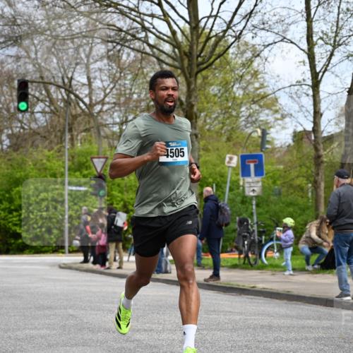 12.04.2026 - 45. Internationalen Wilhelmsburger Insellauf J. Mangold http://msf.ph/oto/9507932 12.04.2026 12:49:57 Ziel 5527, 4505, 5146, 5280, 5483, 2734, 5601, 5659, 5678 meine-sportfotos.de