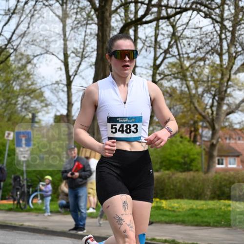 12.04.2026 - 45. Internationalen Wilhelmsburger Insellauf J. Mangold http://msf.ph/oto/9507969 12.04.2026 12:50:06 Ziel 5527, 4505, 5146, 5280, 5483, 2734, 5601, 5659, 5678 meine-sportfotos.de