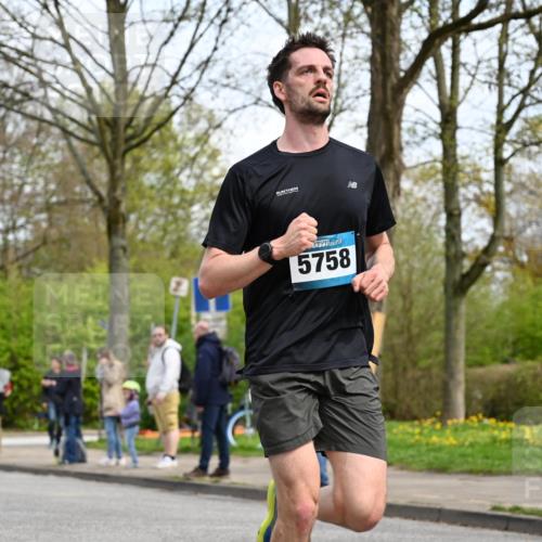 12.04.2026 - 45. Internationalen Wilhelmsburger Insellauf J. Mangold http://msf.ph/oto/9508252 12.04.2026 12:52:05 Ziel 2779, 3903, 5479, 5797, 4529, 5758, 2033, 4571, 2414, 4609, 5779, 4346 meine-sportfotos.de