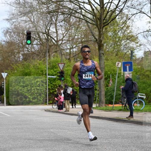 12.04.2026 - 45. Internationalen Wilhelmsburger Insellauf J. Mangold http://msf.ph/oto/9508320 12.04.2026 12:52:20 Ziel 5758, 2033, 4571, 2414, 4609, 5779, 5779, 4346, 5763, 2896 meine-sportfotos.de
