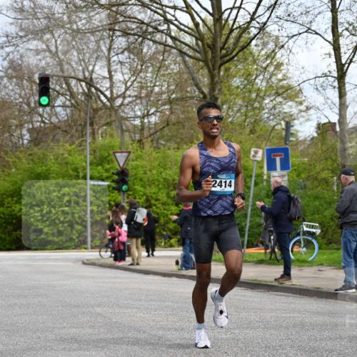 12.04.2026 - 45. Internationalen Wilhelmsburger Insellauf J. Mangold http://msf.ph/oto/9508322 12.04.2026 12:52:20 Ziel 5758, 2033, 4571, 2414, 4609, 5779, 5779, 4346, 5763, 2896 meine-sportfotos.de