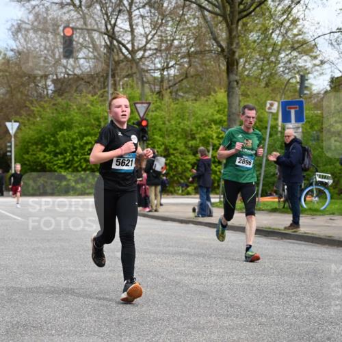 12.04.2026 - 45. Internationalen Wilhelmsburger Insellauf J. Mangold http://msf.ph/oto/9508388 12.04.2026 12:52:50 Ziel 5763, 2896, 5621, 4879, 4891, 5127, 2218, 4183, 3749, 3160, 5628, 5447, 5464, 5358 meine-sportfotos.de