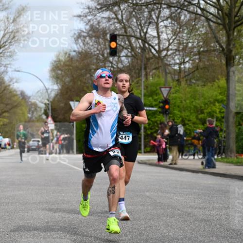 12.04.2026 - 45. Internationalen Wilhelmsburger Insellauf J. Mangold http://msf.ph/oto/9508448 12.04.2026 12:53:07 Ziel 5763, 2896, 5621, 4879, 4891, 5127, 2218, 4183, 3749, 3160, 5628, 5447, 5464, 5464, 5358, 3293, 4317, 5227, 3294, 3520 meine-sportfotos.de