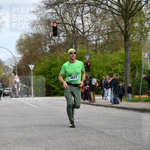 12.04.2026 - 45. Internationalen Wilhelmsburger Insellauf J. Mangold http://msf.ph/oto/9508641 12.04.2026 12:54:00 Ziel 4455, 4037, 5784, 5785, 4658, 5787, 3254, 5788, 3000, 4823, 5743, 4924, 5630, 5858, 3661, 2852, 2085, 5016 meine-sportfotos.de