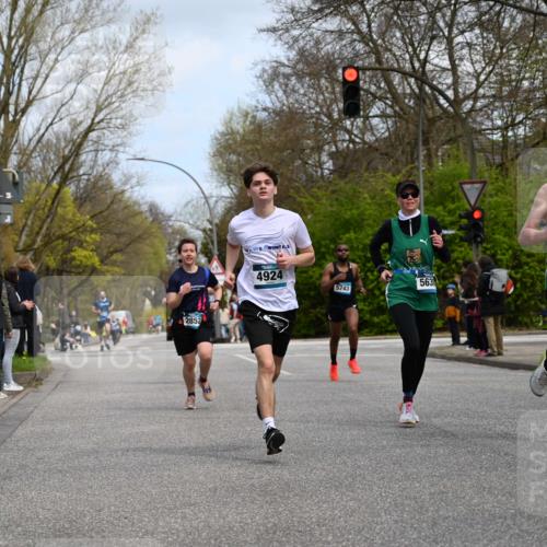 12.04.2026 - 45. Internationalen Wilhelmsburger Insellauf J. Mangold http://msf.ph/oto/9508665 12.04.2026 12:54:10 Ziel 5787, 3254, 5788, 3000, 4823, 5743, 4924, 5630, 5858, 3661, 2852, 3661, 2852, 2085, 5016, 3157, 5283, 3163, 4472 meine-sportfotos.de