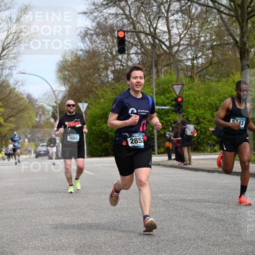 12.04.2026 - 45. Internationalen Wilhelmsburger Insellauf J. Mangold http://msf.ph/oto/9508682 12.04.2026 12:54:12 Ziel 3254, 5788, 3000, 4823, 5743, 4924, 5630, 5858, 3661, 2852, 2085, 5016, 3157, 5283, 3163, 4472, 5478 meine-sportfotos.de