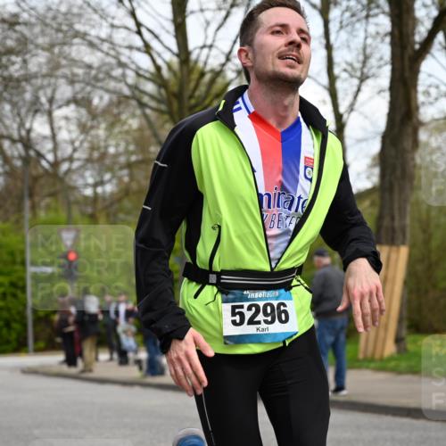 12.04.2026 - 45. Internationalen Wilhelmsburger Insellauf J. Mangold http://msf.ph/oto/9508761 12.04.2026 12:55:00 Ziel 5478, 5513, 5296, 4570, 3302, 2235, 3899, 3300, 5213, 3411, 4041, 5086, 5087, 4079, 4678, 3177, 5119, 2737, 2820, 5109 meine-sportfotos.de