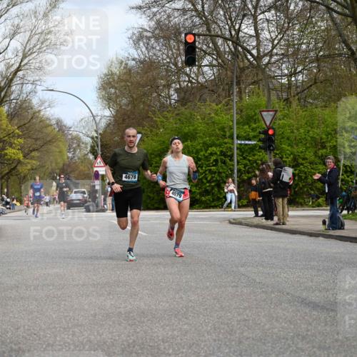 12.04.2026 - 45. Internationalen Wilhelmsburger Insellauf J. Mangold http://msf.ph/oto/9508808 12.04.2026 12:55:07 Ziel 5296, 4570, 3302, 2235, 3899, 3300, 5213, 3411, 4041, 5086, 5087, 4079, 4678, 3177, 5119, 2737, 2820, 5109, 5361, 4811, 4728 meine-sportfotos.de