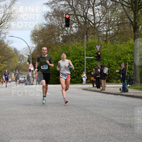 12.04.2026 - 45. Internationalen Wilhelmsburger Insellauf J. Mangold http://msf.ph/oto/9508810 12.04.2026 12:55:07 Ziel 5296, 4570, 3302, 2235, 3899, 3300, 5213, 3411, 4041, 5086, 5087, 4079, 4678, 3177, 5119, 2737, 2820, 5109, 5361, 4811, 4728 meine-sportfotos.de