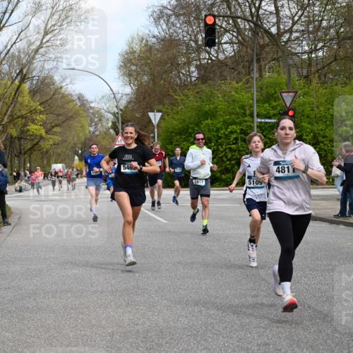 12.04.2026 - 45. Internationalen Wilhelmsburger Insellauf J. Mangold http://msf.ph/oto/9508850 12.04.2026 12:55:34 Ziel 5119, 2737, 2820, 5109, 5361, 4811, 4728, 3315, 5463, 4459, 5817, 5321, 4311, 2017, 2074, 5780, 5857, 2937, 5113, 5118, 3404, 2344, 5114, 5255, 4269, 3627 meine-sportfotos.de