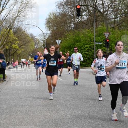 12.04.2026 - 45. Internationalen Wilhelmsburger Insellauf J. Mangold http://msf.ph/oto/9508853 12.04.2026 12:55:34 Ziel 5119, 2737, 2820, 5109, 5361, 4811, 4728, 3315, 5463, 4459, 5817, 5321, 4311, 2017, 2074, 5780, 5857, 2937, 5113, 5118, 3404, 2344, 5114, 5255, 4269, 3627 meine-sportfotos.de