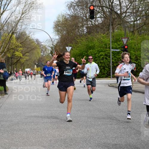 12.04.2026 - 45. Internationalen Wilhelmsburger Insellauf J. Mangold http://msf.ph/oto/9508856 12.04.2026 12:55:35 Ziel 2737, 2820, 5109, 5361, 4811, 4728, 3315, 5463, 4459, 4459, 5817, 5321, 4311, 2017, 2074, 5780, 5857, 2937, 5113, 2937, 5113, 5118, 3404, 2344, 5114, 5255, 4269, 3627 meine-sportfotos.de
