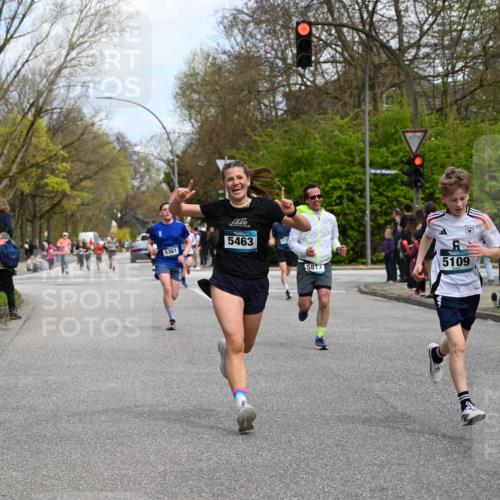 12.04.2026 - 45. Internationalen Wilhelmsburger Insellauf J. Mangold http://msf.ph/oto/9508860 12.04.2026 12:55:35 Ziel 2737, 2820, 5109, 5361, 4811, 4728, 3315, 5463, 4459, 4459, 5817, 5321, 4311, 2017, 2074, 5780, 5857, 2937, 5113, 2937, 5113, 5118, 3404, 2344, 5114, 5255, 4269, 3627 meine-sportfotos.de