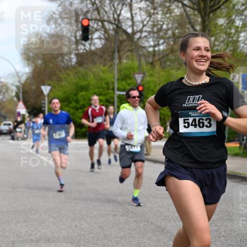 12.04.2026 - 45. Internationalen Wilhelmsburger Insellauf J. Mangold http://msf.ph/oto/9508878 12.04.2026 12:55:36 Ziel 2737, 2820, 5109, 5361, 4811, 4728, 3315, 5463, 4459, 5817, 5817, 5321, 4311, 2017, 2074, 5780, 5857, 2937, 5113, 5118, 3404, 2344, 5114, 5255, 4269, 3627, 5133 meine-sportfotos.de