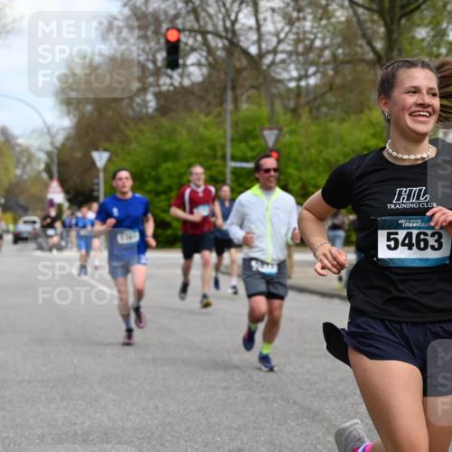 12.04.2026 - 45. Internationalen Wilhelmsburger Insellauf J. Mangold http://msf.ph/oto/9508879 12.04.2026 12:55:36 Ziel 2737, 2820, 5109, 5361, 4811, 4728, 3315, 5463, 4459, 5817, 5817, 5321, 4311, 2017, 2074, 5780, 5857, 2937, 5113, 5118, 3404, 2344, 5114, 5255, 4269, 3627, 5133 meine-sportfotos.de