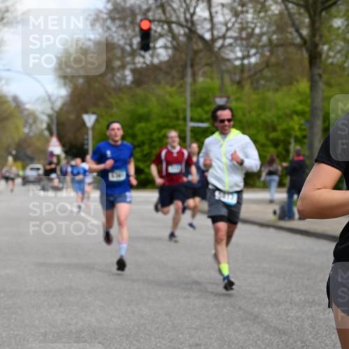 12.04.2026 - 45. Internationalen Wilhelmsburger Insellauf J. Mangold http://msf.ph/oto/9508881 12.04.2026 12:55:37 Ziel 2820, 5109, 5361, 4811, 4728, 3315, 5463, 4459, 5817, 5321, 4311, 2017, 2074, 5780, 5857, 2937, 5113, 5118, 5118, 3404, 2344, 5114, 5255, 4269, 3627, 5133, 5680 meine-sportfotos.de