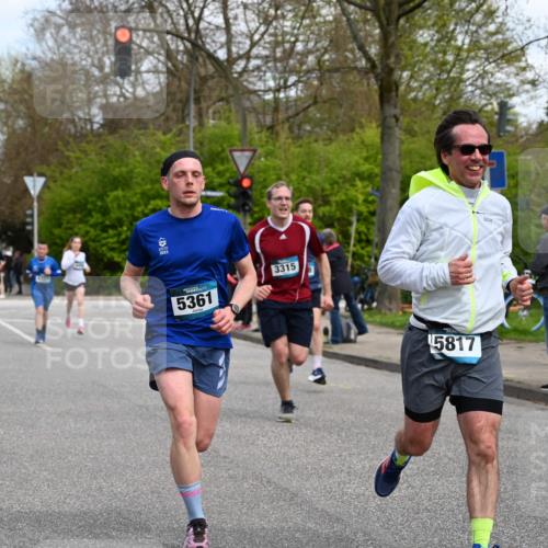12.04.2026 - 45. Internationalen Wilhelmsburger Insellauf J. Mangold http://msf.ph/oto/9508891 12.04.2026 12:55:38 Ziel 2820, 5109, 5361, 4811, 4728, 3315, 5463, 4459, 5817, 5321, 4311, 2017, 2074, 5780, 5857, 2937, 5113, 5118, 3404, 3404, 2344, 5114, 5255, 4269, 3627, 5133, 5680 meine-sportfotos.de