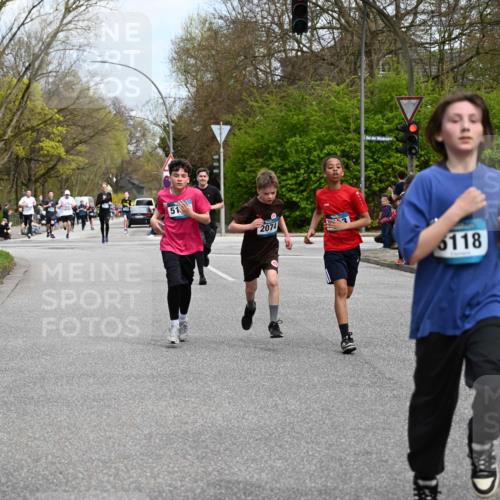 12.04.2026 - 45. Internationalen Wilhelmsburger Insellauf J. Mangold http://msf.ph/oto/9508957 12.04.2026 12:55:53 Ziel 4728, 3315, 5463, 4459, 5817, 5321, 4311, 2017, 2074, 5780, 5857, 2937, 5113, 5118, 3404, 2344, 5114, 5255, 4269, 3627, 5133, 5680, 4545, 4545, 5101, 4261, 4933, 5131, 5184 meine-sportfotos.de