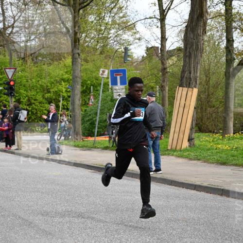 12.04.2026 - 45. Internationalen Wilhelmsburger Insellauf J. Mangold http://msf.ph/oto/9509024 12.04.2026 12:56:12 Ziel 2937, 5113, 5118, 3404, 2344, 5114, 5255, 4269, 3627, 5133, 5680, 4545, 5101, 4261, 4933, 5131, 5184, 5446, 4859, 5729, 5134, 3620, 4848, 5410, 4848, 5410, 4168, 4921, 4922, 4237, 5094, 4835, 5141, 5549 meine-sportfotos.de