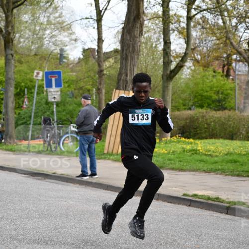 12.04.2026 - 45. Internationalen Wilhelmsburger Insellauf J. Mangold http://msf.ph/oto/9509027 12.04.2026 12:56:12 Ziel 2937, 5113, 5118, 3404, 2344, 5114, 5255, 4269, 3627, 5133, 5680, 4545, 5101, 4261, 4933, 5131, 5184, 5446, 4859, 5729, 5134, 3620, 4848, 5410, 4848, 5410, 4168, 4921, 4922, 4237, 5094, 4835, 5141, 5549 meine-sportfotos.de