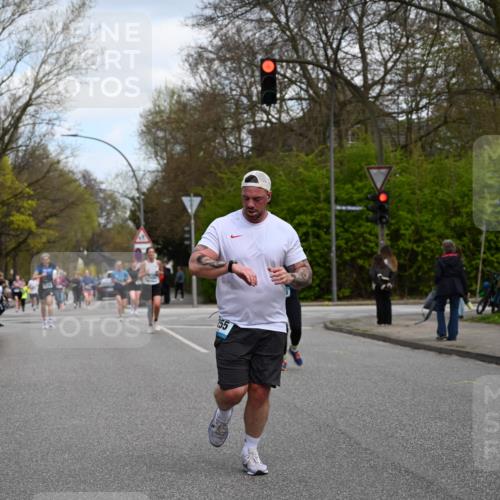 12.04.2026 - 45. Internationalen Wilhelmsburger Insellauf J. Mangold http://msf.ph/oto/9509758 12.04.2026 12:58:32 Ziel 4873, 4344, 3889, 3309, 5613, 3525, 5422, 3088, 3255, 5174, 5846, 3286, 3623, 4822, 2015, 3926, 3728, 4023, 2009, 4875, 5276, 3017, 5111, 5124, 5644, 5718, 2082, 4741, 5191, 4287 meine-sportfotos.de