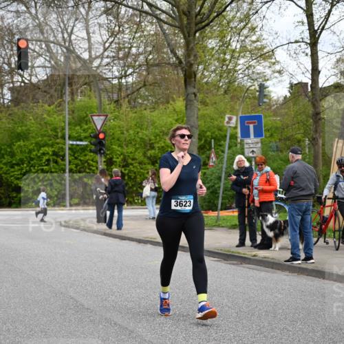 12.04.2026 - 45. Internationalen Wilhelmsburger Insellauf J. Mangold http://msf.ph/oto/9509778 12.04.2026 12:58:35 Ziel 4344, 3889, 3309, 5613, 3525, 5422, 3088, 3255, 5174, 5846, 3286, 3623, 4822, 2015, 3926, 3728, 3728, 4023, 2009, 4875, 5276, 3017, 5111, 5124, 5644, 5718, 2082, 4741, 5191, 4287, 5219, 2068, 3246, 4035 meine-sportfotos.de