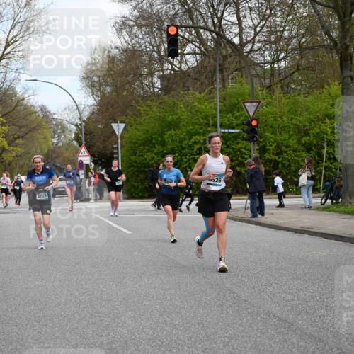 12.04.2026 - 45. Internationalen Wilhelmsburger Insellauf J. Mangold http://msf.ph/oto/9509782 12.04.2026 12:58:38 Ziel 4344, 3889, 3309, 5613, 3525, 5422, 3088, 3255, 5174, 5846, 3286, 3623, 4822, 2015, 3926, 3728, 4023, 2009, 4875, 5276, 5276, 3017, 5111, 5124, 5644, 5718, 2082, 4741, 5191, 4287, 5219, 2068, 3246, 4035, 5244, 4128, 4565 meine-sportfotos.de