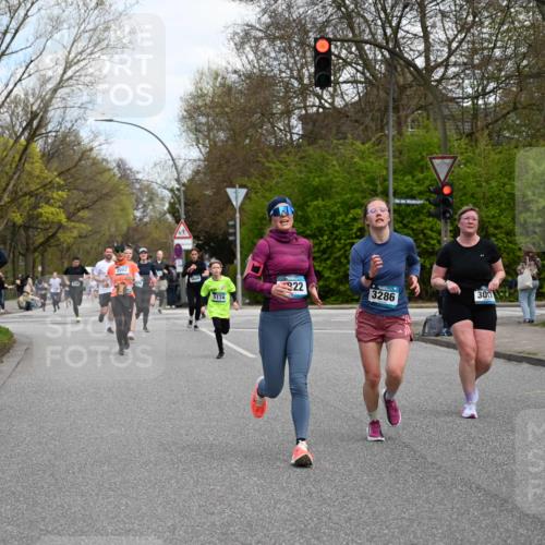 12.04.2026 - 45. Internationalen Wilhelmsburger Insellauf J. Mangold http://msf.ph/oto/9509820 12.04.2026 12:58:44 Ziel 5422, 3088, 3255, 5174, 5846, 3286, 3623, 4822, 2015, 3926, 3728, 4023, 2009, 4875, 5276, 3017, 5111, 5124, 5644, 5718, 2082, 4741, 5191, 4287, 4287, 5219, 2068, 3246, 4035, 5244, 4128, 4565, 5079, 4395, 4187 meine-sportfotos.de