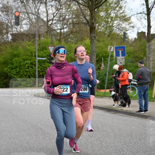 12.04.2026 - 45. Internationalen Wilhelmsburger Insellauf J. Mangold http://msf.ph/oto/9509832 12.04.2026 12:58:45 Ziel 3088, 3255, 5174, 5846, 3286, 3623, 4822, 2015, 3926, 3728, 4023, 2009, 4875, 5276, 3017, 5111, 5124, 5644, 5718, 2082, 4741, 5191, 4287, 5219, 2068, 5219, 2068, 3246, 4035, 5244, 4128, 4565, 5079, 4395, 4187 meine-sportfotos.de