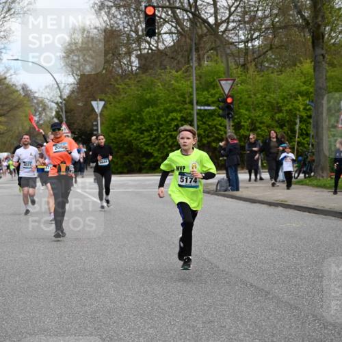 12.04.2026 - 45. Internationalen Wilhelmsburger Insellauf J. Mangold http://msf.ph/oto/9509846 12.04.2026 12:58:48 Ziel 3255, 5174, 5846, 3286, 3623, 4822, 2015, 3926, 3728, 4023, 2009, 4875, 4023, 2009, 4875, 5276, 3017, 5111, 5124, 5644, 5718, 2082, 4741, 5191, 4287, 5219, 2068, 3246, 4035, 5244, 4128, 5244, 4128, 4565, 5079, 4395, 4187, 5067, 2069, 4761 meine-sportfotos.de