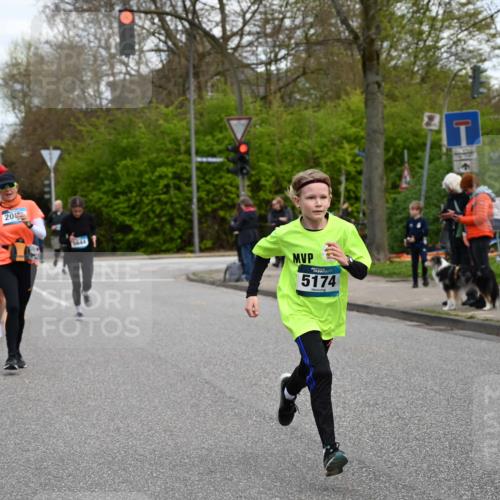 12.04.2026 - 45. Internationalen Wilhelmsburger Insellauf J. Mangold http://msf.ph/oto/9509854 12.04.2026 12:58:48 Ziel 3255, 5174, 5846, 3286, 3623, 4822, 2015, 3926, 3728, 4023, 2009, 4875, 4023, 2009, 4875, 5276, 3017, 5111, 5124, 5644, 5718, 2082, 4741, 5191, 4287, 5219, 2068, 3246, 4035, 5244, 4128, 5244, 4128, 4565, 5079, 4395, 4187, 5067, 2069, 4761 meine-sportfotos.de