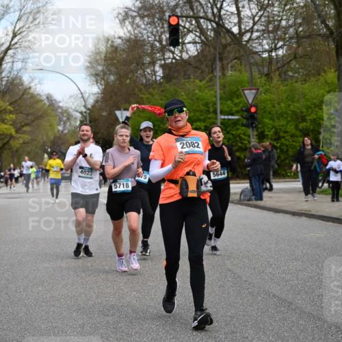 12.04.2026 - 45. Internationalen Wilhelmsburger Insellauf J. Mangold http://msf.ph/oto/9509867 12.04.2026 12:58:50 Ziel 3255, 5174, 5846, 3286, 3623, 4822, 2015, 3926, 3728, 4023, 2009, 4875, 5276, 5276, 3017, 5111, 5124, 5644, 5718, 2082, 4741, 5191, 4287, 5219, 2068, 3246, 4035, 5244, 4128, 4565, 4565, 5079, 4395, 4187, 5067, 2069, 4761, 5179, 3192, 5635, 4917 meine-sportfotos.de