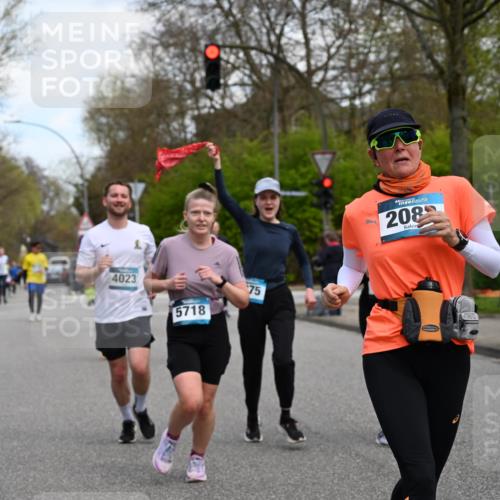 12.04.2026 - 45. Internationalen Wilhelmsburger Insellauf J. Mangold http://msf.ph/oto/9509876 12.04.2026 12:58:51 Ziel 3255, 5174, 5846, 3286, 3623, 4822, 2015, 3926, 3728, 4023, 2009, 4875, 5276, 3017, 5111, 5124, 5644, 5718, 2082, 4741, 5191, 4287, 5219, 2068, 3246, 4035, 5244, 4128, 4565, 5079, 5079, 4395, 4187, 5067, 2069, 4761, 5179, 3192, 5635, 4917, 4171, 4170 meine-sportfotos.de