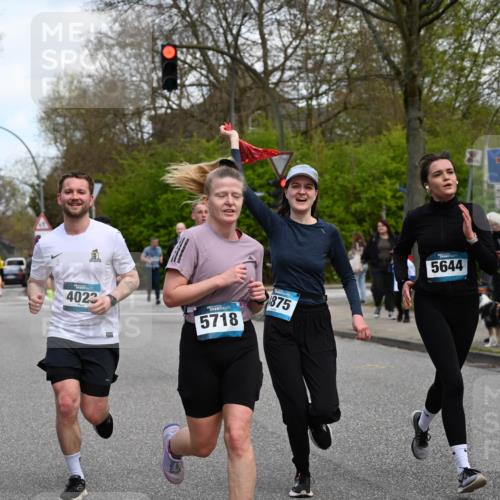 12.04.2026 - 45. Internationalen Wilhelmsburger Insellauf J. Mangold http://msf.ph/oto/9509883 12.04.2026 12:58:52 Ziel 3255, 5174, 5846, 3286, 3623, 4822, 2015, 3926, 3728, 4023, 2009, 4875, 5276, 3017, 3017, 5111, 5124, 5644, 5718, 2082, 4741, 5191, 4287, 5219, 2068, 3246, 4035, 5244, 4128, 4565, 5079, 4395, 4187, 5067, 2069, 4761, 5179, 3192, 5635, 4917, 4171, 4170 meine-sportfotos.de