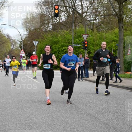 12.04.2026 - 45. Internationalen Wilhelmsburger Insellauf J. Mangold http://msf.ph/oto/9509898 12.04.2026 12:58:56 Ziel 5174, 5846, 3286, 3623, 4822, 2015, 3926, 3728, 4023, 2009, 4875, 5276, 3017, 5111, 5124, 5644, 5718, 2082, 4741, 5191, 4287, 4287, 5219, 2068, 3246, 4035, 5244, 4128, 4565, 5079, 4395, 4187, 5067, 2069, 4761, 5179, 3192, 5635, 4917, 4171, 4170, 5011, 4781 meine-sportfotos.de