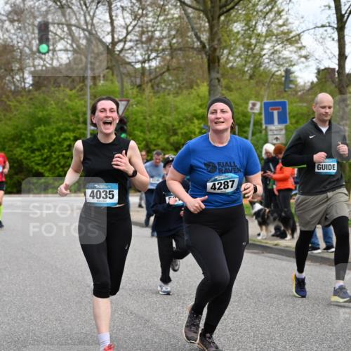 12.04.2026 - 45. Internationalen Wilhelmsburger Insellauf J. Mangold http://msf.ph/oto/9509912 12.04.2026 12:58:57 Ziel 5174, 5846, 3286, 3623, 4822, 2015, 3926, 3728, 4023, 2009, 4875, 5276, 3017, 5111, 5124, 5644, 5718, 2082, 4741, 5191, 4287, 5219, 2068, 5219, 2068, 3246, 4035, 5244, 4128, 4565, 5079, 4395, 4187, 5067, 2069, 4761, 5179, 3192, 5635, 4917, 4171, 4170, 5011, 4781, 4872, 4581 meine-sportfotos.de