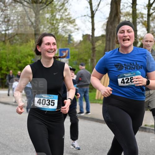 12.04.2026 - 45. Internationalen Wilhelmsburger Insellauf J. Mangold http://msf.ph/oto/9509922 12.04.2026 12:58:58 Ziel 5174, 5846, 3286, 3623, 4822, 2015, 3926, 3728, 4023, 2009, 4875, 5276, 3017, 5111, 5124, 5644, 5718, 2082, 4741, 5191, 4287, 5219, 2068, 3246, 4035, 3246, 4035, 5244, 4128, 4565, 5079, 4395, 4187, 5067, 5067, 2069, 4761, 5179, 3192, 5635, 4917, 4171, 4170, 5011, 4781, 4872, 4581, 5338 meine-sportfotos.de
