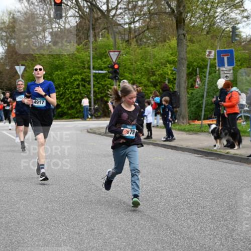 12.04.2026 - 45. Internationalen Wilhelmsburger Insellauf J. Mangold http://msf.ph/oto/9510008 12.04.2026 12:59:14 Ziel 5276, 3017, 5111, 5124, 5644, 5718, 2082, 4741, 5191, 4287, 5219, 2068, 3246, 4035, 5244, 4128, 4565, 5079, 4395, 4187, 5067, 2069, 4761, 5179, 3192, 5635, 4917, 5635, 4917, 4171, 4170, 5011, 4781, 4872, 4581, 5338, 5339, 2006, 4096, 5081, 2006, 4096, 5081, 4623, 4620, 3999, 5183, 5863, 5550, 5074 meine-sportfotos.de