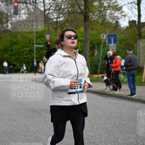12.04.2026 - 45. Internationalen Wilhelmsburger Insellauf J. Mangold http://msf.ph/oto/9510061 12.04.2026 12:59:21 Ziel 4287, 5219, 2068, 3246, 4035, 5244, 4128, 4565, 5079, 4395, 4187, 5067, 2069, 4761, 5179, 3192, 5635, 4917, 4171, 4170, 5011, 4781, 4872, 4581, 4872, 4581, 5338, 5339, 2006, 4096, 5081, 4623, 4620, 3999, 3999, 5183, 5863, 5550, 5074, 5467, 3972, 2984, 2063, 2735 meine-sportfotos.de