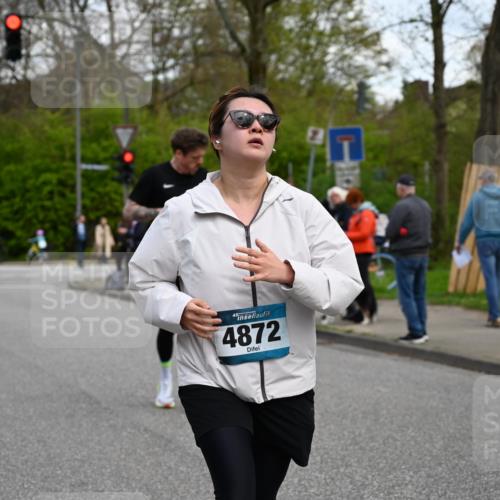 12.04.2026 - 45. Internationalen Wilhelmsburger Insellauf J. Mangold http://msf.ph/oto/9510063 12.04.2026 12:59:21 Ziel 4287, 5219, 2068, 3246, 4035, 5244, 4128, 4565, 5079, 4395, 4187, 5067, 2069, 4761, 5179, 3192, 5635, 4917, 4171, 4170, 5011, 4781, 4872, 4581, 4872, 4581, 5338, 5339, 2006, 4096, 5081, 4623, 4620, 3999, 3999, 5183, 5863, 5550, 5074, 5467, 3972, 2984, 2063, 2735 meine-sportfotos.de