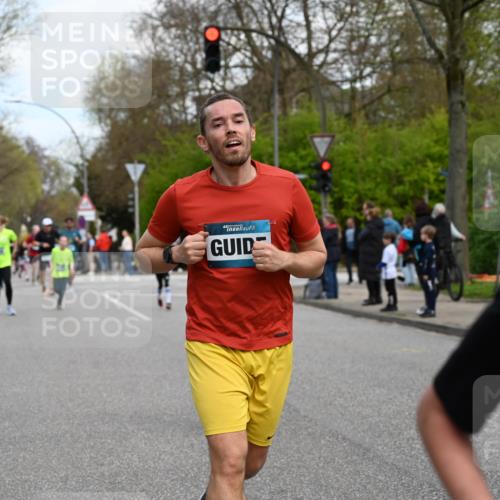 12.04.2026 - 45. Internationalen Wilhelmsburger Insellauf J. Mangold http://msf.ph/oto/9510104 12.04.2026 12:59:30 Ziel 4395, 4187, 5067, 2069, 4761, 5179, 3192, 5635, 4917, 4171, 4170, 5011, 4781, 4872, 4581, 5338, 5339, 2006, 4096, 5081, 4623, 4620, 4620, 3999, 5183, 5863, 5550, 5074, 5467, 3972, 2984, 2984, 2063, 2735, 5657, 4782, 2117, 2683, 4983, 3403, 4530, 5107, 5120, 2291, 5104, 5670, 5145, 5669 meine-sportfotos.de