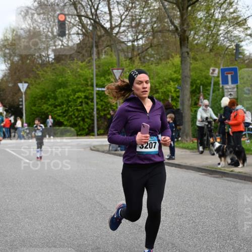 12.04.2026 - 45. Internationalen Wilhelmsburger Insellauf J. Mangold http://msf.ph/oto/9510106 12.04.2026 12:59:31 Ziel 4187, 5067, 2069, 4761, 5179, 3192, 5635, 4917, 4171, 4170, 5011, 4781, 4872, 4581, 5338, 5339, 2006, 4096, 5081, 4623, 4620, 3999, 5183, 5863, 5550, 5074, 5467, 3972, 2984, 2063, 2735, 5657, 4782, 2117, 2683, 4983, 3403, 4530, 5107, 5120, 2291, 5104, 5670, 5145, 5669, 3212 meine-sportfotos.de