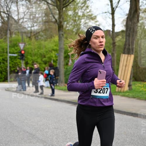 12.04.2026 - 45. Internationalen Wilhelmsburger Insellauf J. Mangold http://msf.ph/oto/9510114 12.04.2026 12:59:32 Ziel 4187, 5067, 2069, 4761, 5179, 3192, 5635, 4917, 4171, 4170, 5011, 4781, 4872, 4581, 5338, 5339, 2006, 4096, 5081, 4623, 4620, 3999, 5183, 5863, 5550, 5074, 5467, 3972, 2984, 2063, 2063, 2735, 5657, 4782, 2117, 2683, 4983, 3403, 4530, 5107, 5120, 2291, 5104, 5670, 5145, 5669, 3212, 3167, 3318, 3314 meine-sportfotos.de