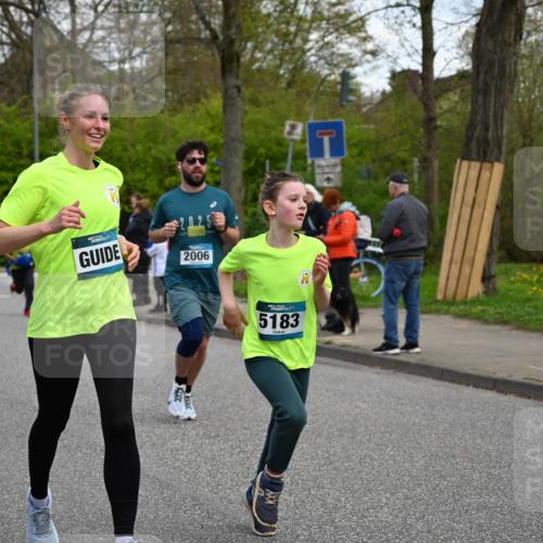 12.04.2026 - 45. Internationalen Wilhelmsburger Insellauf J. Mangold http://msf.ph/oto/9510131 12.04.2026 12:59:37 Ziel 5179, 3192, 5635, 4917, 4171, 4170, 5011, 4781, 4872, 4581, 5338, 5339, 2006, 4096, 5081, 4623, 4620, 3999, 5183, 5863, 5550, 5550, 5074, 5467, 3972, 2984, 2063, 2735, 5657, 4782, 2117, 2683, 4983, 3403, 4530, 5107, 5120, 2291, 5104, 5670, 5145, 5669, 3212, 3167, 3318, 3314, 3165, 4698 meine-sportfotos.de