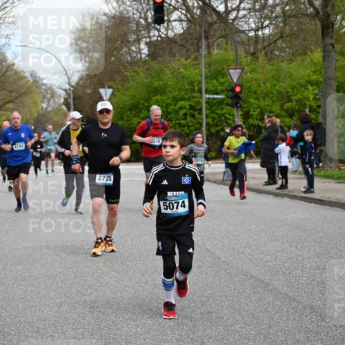 12.04.2026 - 45. Internationalen Wilhelmsburger Insellauf J. Mangold http://msf.ph/oto/9510138 12.04.2026 12:59:38 Ziel 5179, 3192, 5635, 4917, 4171, 4170, 5011, 4781, 4872, 4581, 5338, 5339, 2006, 4096, 5081, 4623, 4620, 3999, 5183, 5863, 5550, 5074, 5074, 5467, 3972, 2984, 2063, 2735, 5657, 4782, 2117, 2683, 2683, 4983, 3403, 4530, 5107, 5120, 2291, 5104, 5670, 5145, 5669, 3212, 3167, 3318, 3314, 3165, 4698, 4962, 5798 meine-sportfotos.de