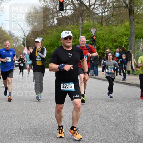 12.04.2026 - 45. Internationalen Wilhelmsburger Insellauf J. Mangold http://msf.ph/oto/9510153 12.04.2026 12:59:40 Ziel 4171, 4170, 5011, 4781, 4872, 4581, 5338, 5339, 2006, 4096, 5081, 4623, 4620, 3999, 5183, 5863, 5550, 5074, 5467, 3972, 2984, 2063, 2735, 5657, 4782, 2117, 2683, 4983, 3403, 4530, 5107, 5120, 4530, 5107, 5120, 2291, 5104, 5670, 5145, 5669, 3212, 3167, 3318, 3314, 3165, 4698, 4962, 5798 meine-sportfotos.de