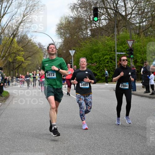 12.04.2026 - 45. Internationalen Wilhelmsburger Insellauf J. Mangold http://msf.ph/oto/9510176 12.04.2026 12:59:45 Ziel 4781, 4872, 4581, 5338, 5339, 2006, 4096, 5081, 4623, 4620, 3999, 5183, 5863, 5550, 5074, 5467, 3972, 2984, 2063, 2735, 2735, 5657, 4782, 2117, 2683, 4983, 3403, 4530, 5107, 5120, 2291, 5104, 5670, 5145, 5669, 3212, 3167, 3318, 3314, 3165, 4698, 4962, 5798, 4074, 5828, 5610, 5083 meine-sportfotos.de