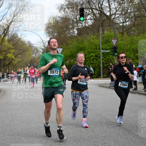 12.04.2026 - 45. Internationalen Wilhelmsburger Insellauf J. Mangold http://msf.ph/oto/9510180 12.04.2026 12:59:45 Ziel 4781, 4872, 4581, 5338, 5339, 2006, 4096, 5081, 4623, 4620, 3999, 5183, 5863, 5550, 5074, 5467, 3972, 2984, 2063, 2735, 2735, 5657, 4782, 2117, 2683, 4983, 3403, 4530, 5107, 5120, 2291, 5104, 5670, 5145, 5669, 3212, 3167, 3318, 3314, 3165, 4698, 4962, 5798, 4074, 5828, 5610, 5083 meine-sportfotos.de